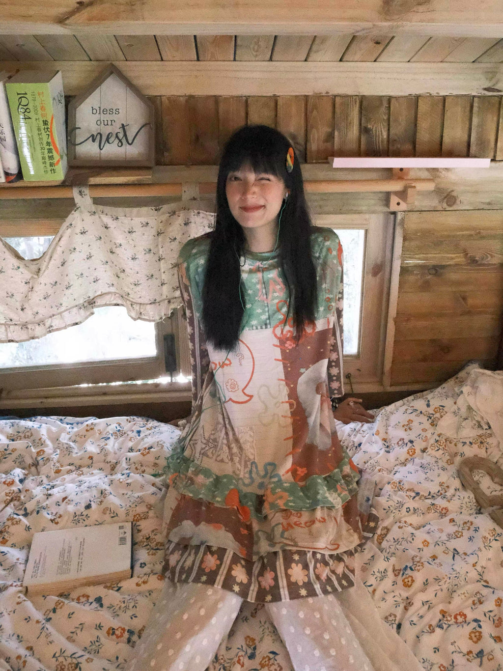 Cat-printed tiered T-shirt dress