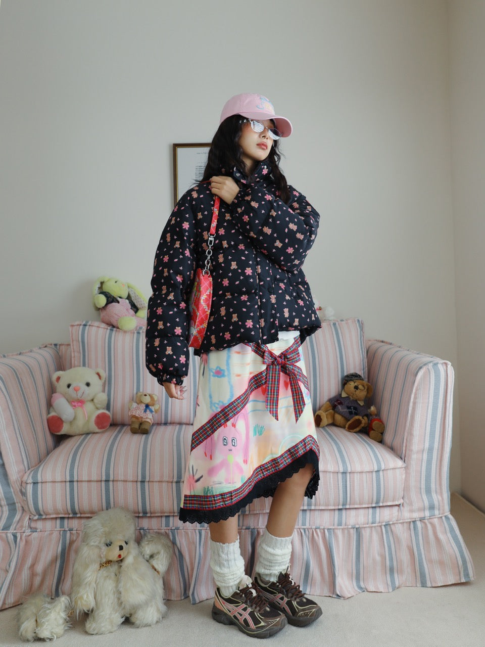 Illustrated lace midi skirt