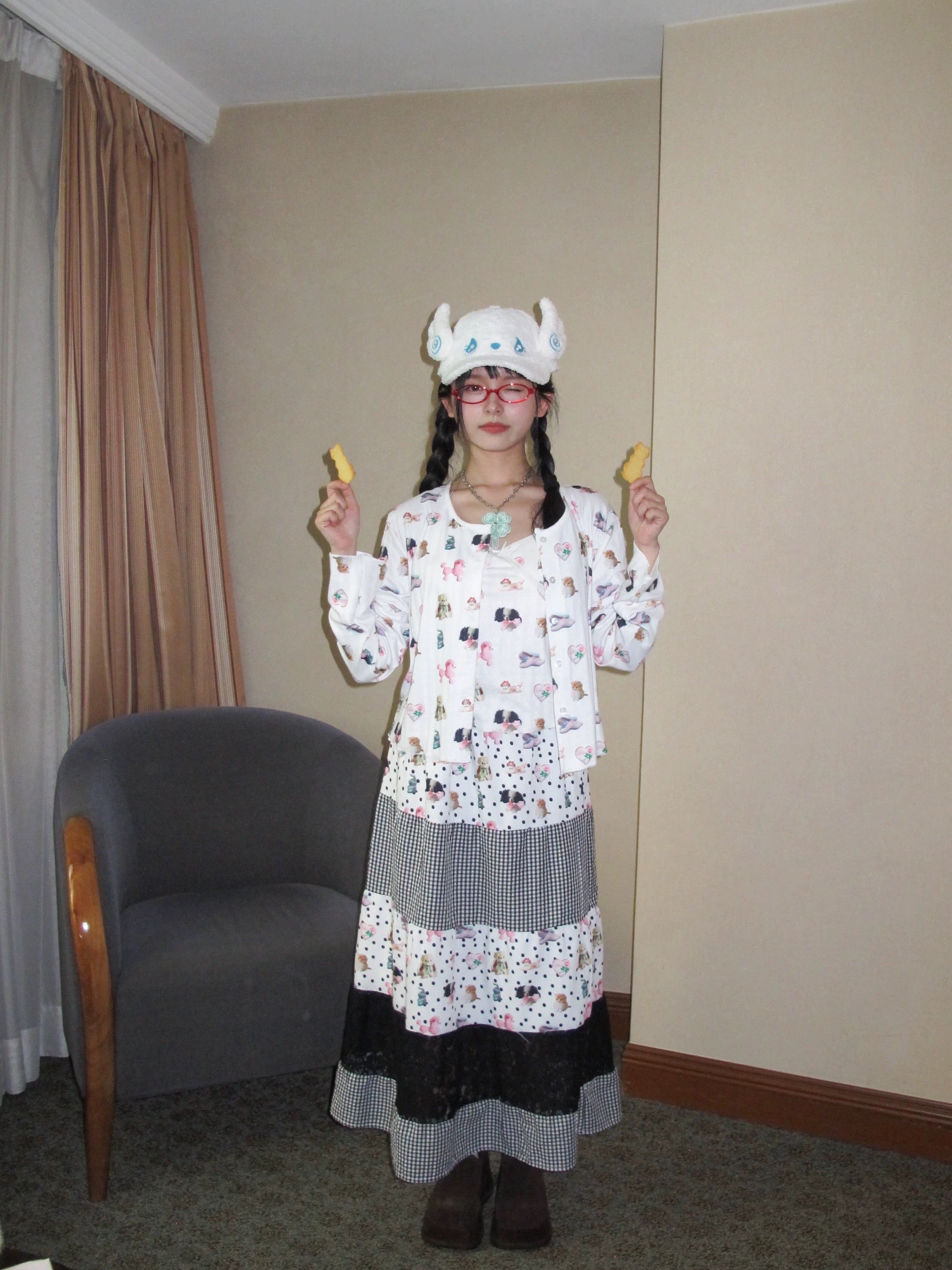 Doll-printed long-sleeve cardigan